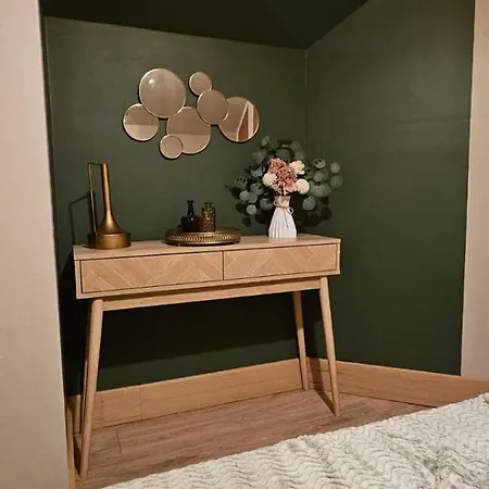 Le Petit Nid, Suite Romantique Avec Spa Xxl Et Cinema Prive Villa Glos-sur-Lisieux