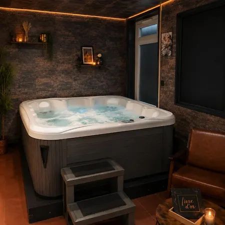 Villa Maison Romantique, Spa 5 Places, Cinema, Karaoke Et Terrasse Prives Glos-sur-Lisieux