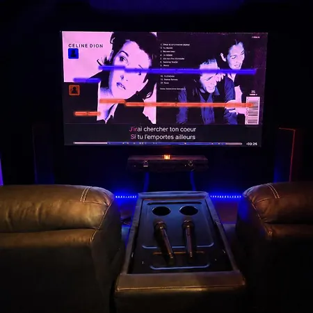 Maison Cosy Avec Spa Xxl Cinema Prive, Terrasse Et Karaoke Villa *