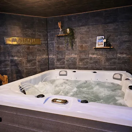 Maison Romantique, Spa 5 Places, Cinema, Karaoke Et Terrasse Prives